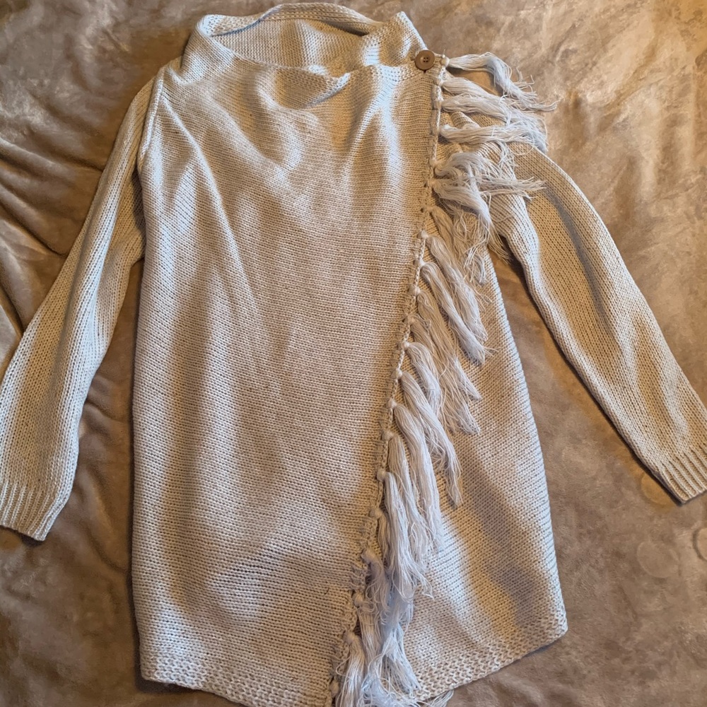 Grey sweater